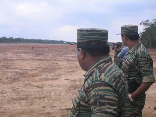 2112LTTE_1st_Fly.jpg.23c7cfa17392b3ff65292049a4a66fcb - Copy (3).jpg