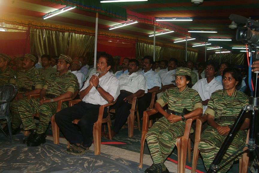 07 September 2003 .. Kili qe.jpg