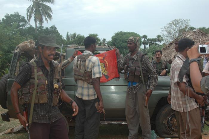 02_08_08_sladeadbodies_ Vavunikku'lam and Paalaiyadi.jpg