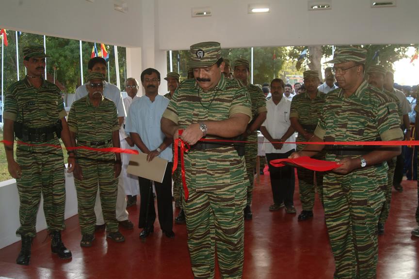 07 September 2003 .. Kili  3.jpg