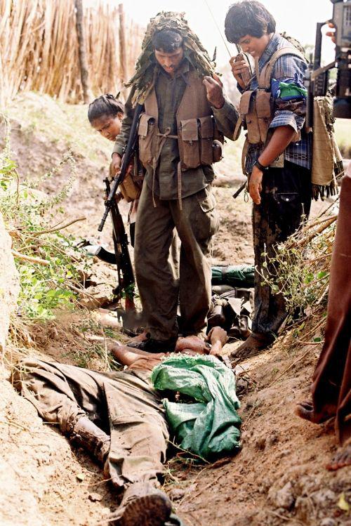 ltte-soldiers-11.jpg