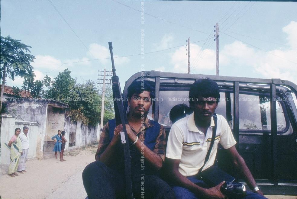 659-arma-bombs-at-prabhakaran-s-home-town-news-image-F116sn8_001043.jpg