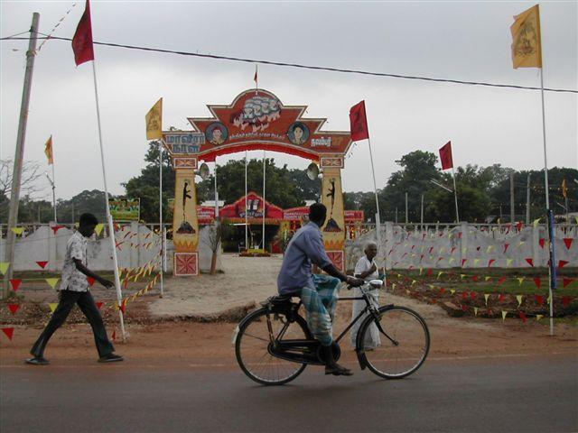 A cut out in Kilinochchi, along A9 road.jpg