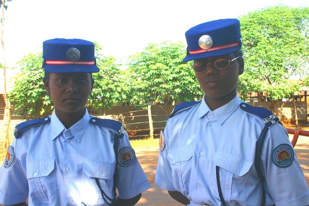 ltte_police_women.jpg