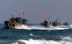 Tamil Tigers' Sea Tigers Gun Boats in a naval parade during the peace time.jpg