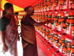 Elephantpass Memorial 2005, along A9 Road3.jpg