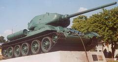 சோவியத்தின் உலகப்போர்-II T-34-85 தகரியின் நினைவுச்சின்னம்.jpg