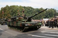 இலெப்பேடு(Leopard) 2A4 தகரி, 2007.jpg