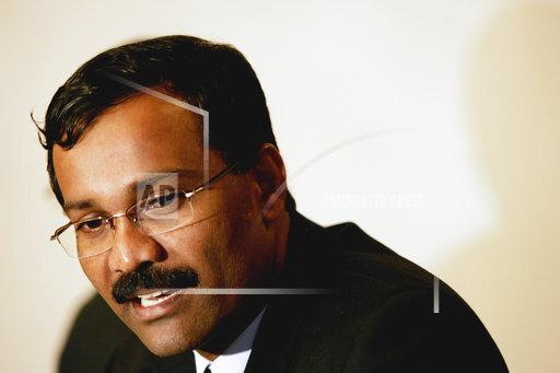 Sri Lankan leader of the political wing of the Liberation Tigers of Tamil Eelam (LTTE), S. P. Thamilselvan speaks at press conference in Oslo late Thursday June 8, 2006..jpg