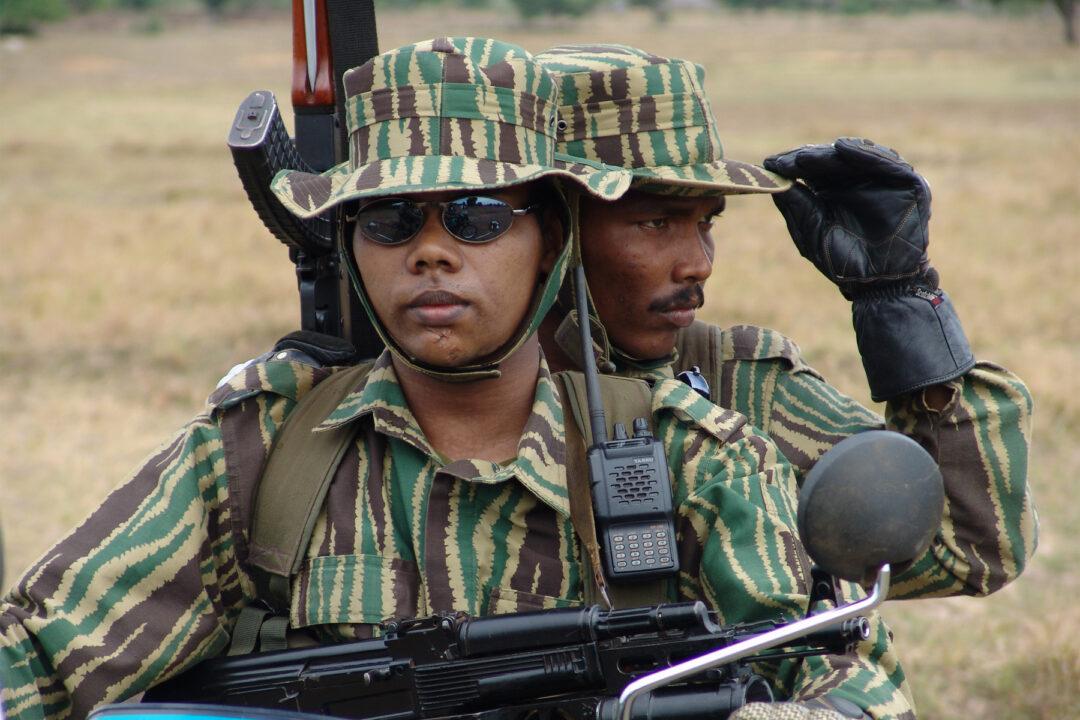 சிறப்பு உந்துருளி படையணி ltte special bike regiment 16.jpg