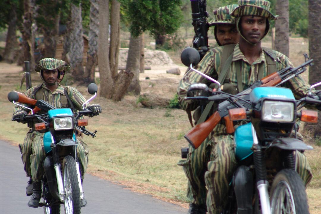 சிறப்பு உந்துருளி படையணி ltte special bike regiment 19.jpg