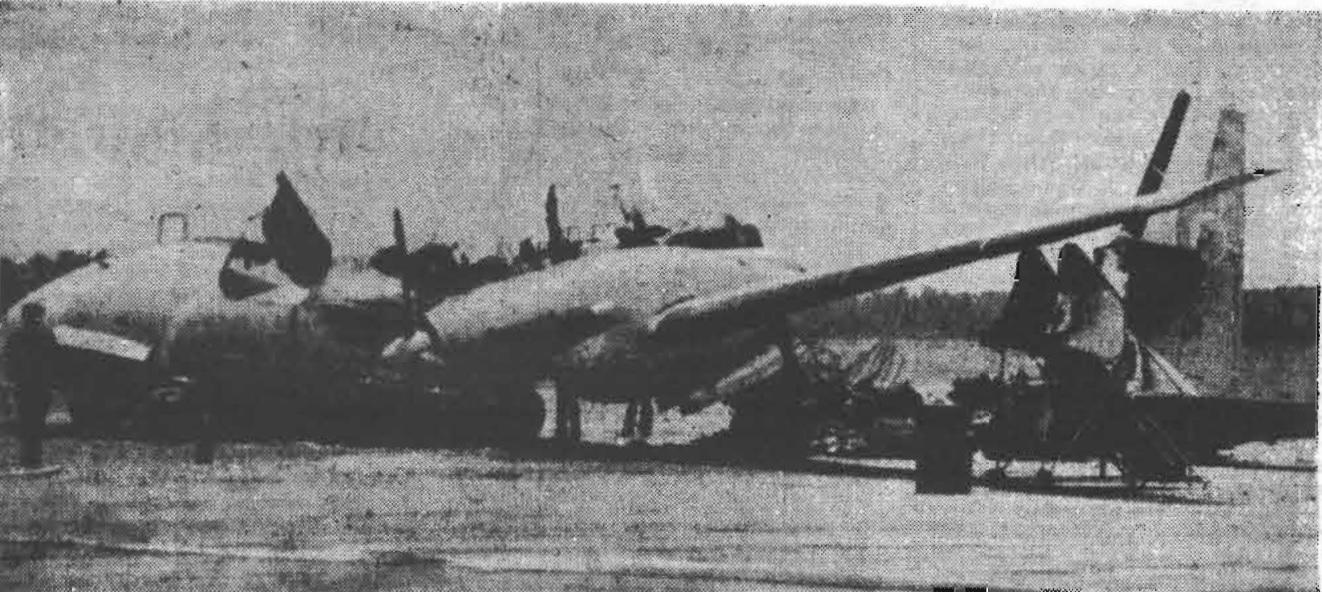 Avro 1978 bombed by LTTE. Img.Credit dinapathy 8th september 1978.jpg