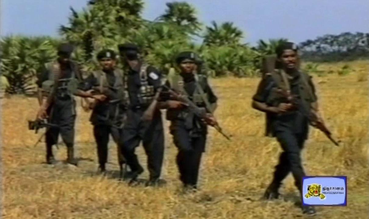 During the unceasing waves 3.jpg