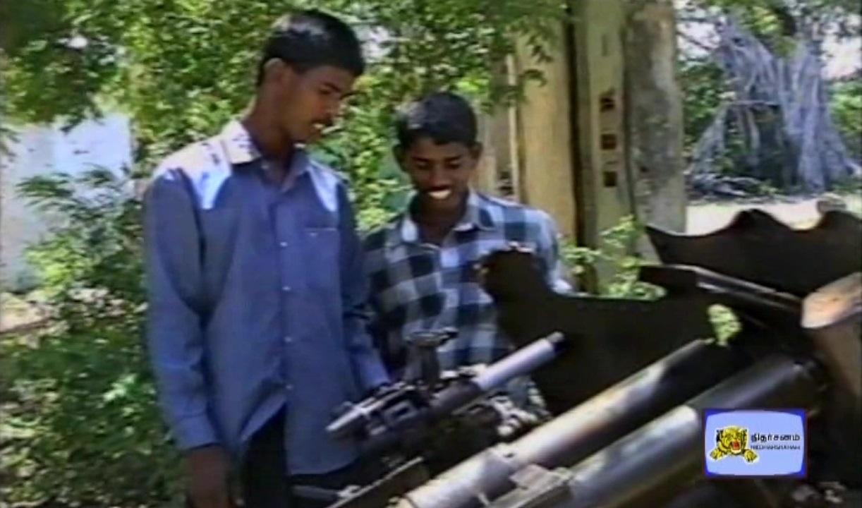 Land Black Tiger Major Maraichchelvan during a 85mm artillery training 2.jpg