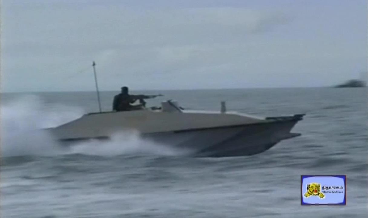 Vellai class boat of Sea Tigers (different).jpg