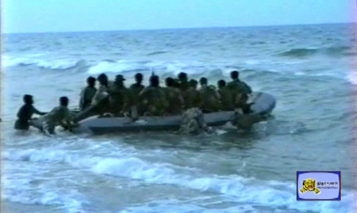 Tiger Teams going for the Kudarappu Landing on the evening of march 26, 2000.jpg
