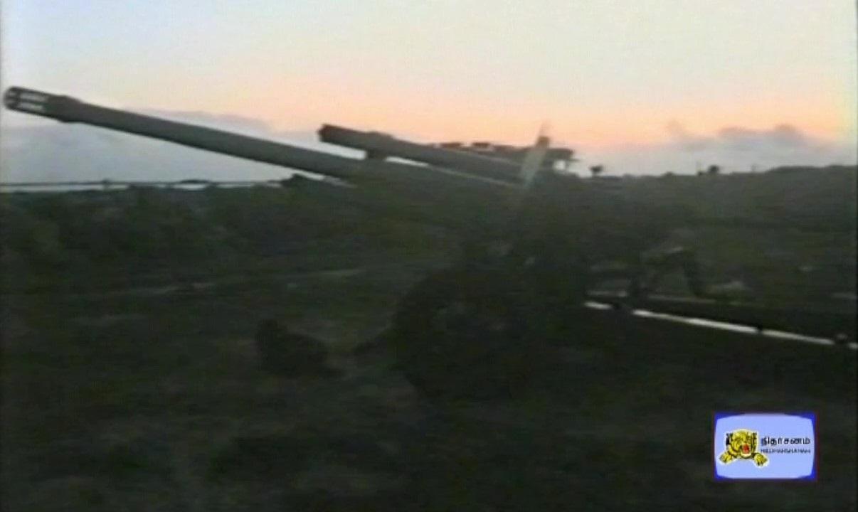 Aanaiyiravu Artillery base - destroyed by Charles Antony Special Regiment (CASR) on 09-01-1997.jpg