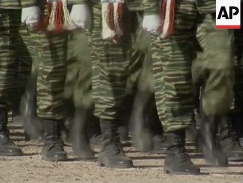 2002 tamil women march past 2.jpg