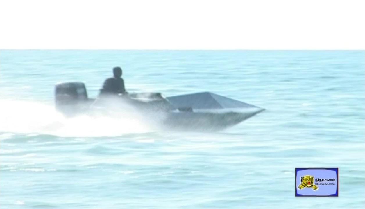 Idiyan class boat(1).jpg