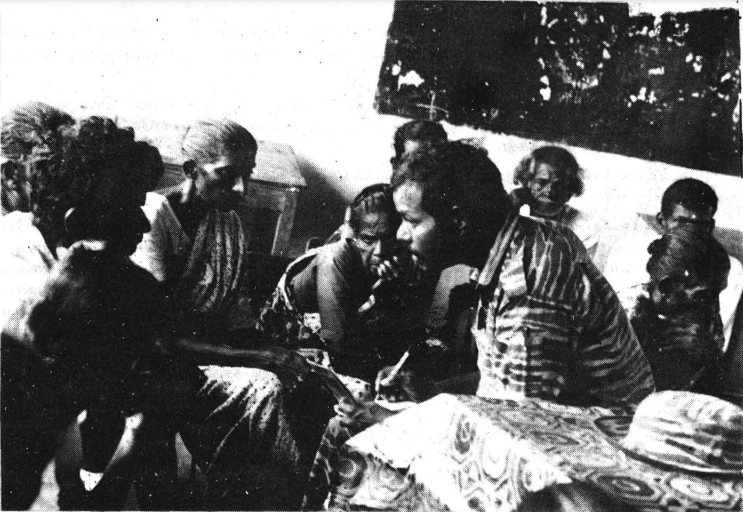 Mr. Karikaalan with the Tamileelam citizens.png