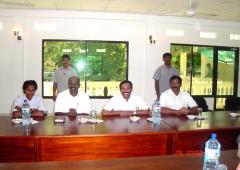 Christian prelates meet LTTE in Kilinochchi 2005 12.jpg