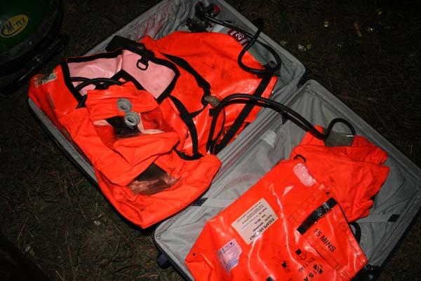 LTTE unserwater equipments (5).jpg