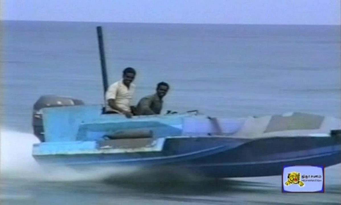 Idiyan class boat of Sea Tigers 2.jpg