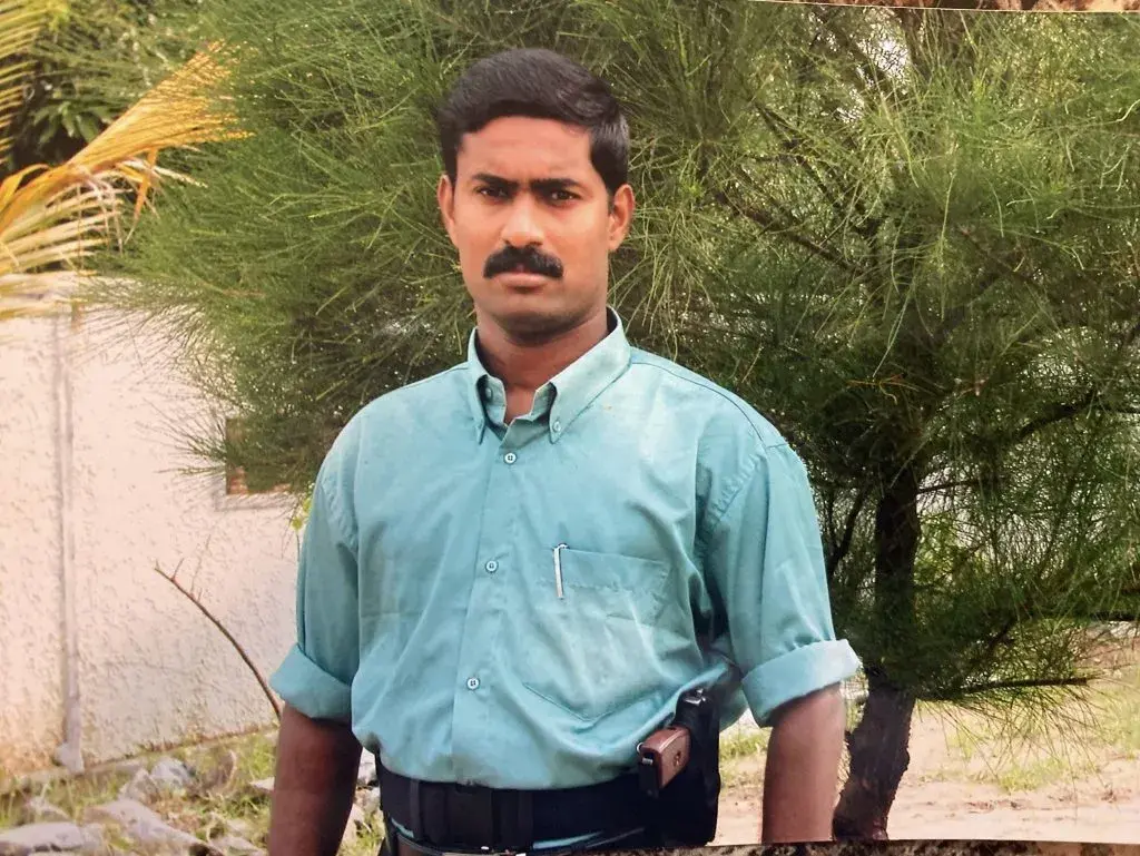 Tamil Military Dr. Major Vinotharan 2.webp