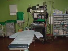 Air-conditioned main operating theater , one of two in the hospital. In addition to the Surgical tools and sterilization equipment and anesthesiological equipment are available that allow major surgeries to be performed at.jpg