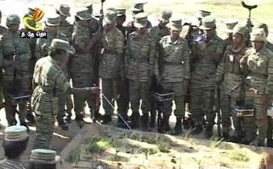 LTTE female cadres planning beofore a leap.jpg