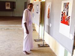 முதல் பெண் மாவீரர் 2 ஆம் லெப்டினன்ட் மாலதியின் தந்தை ஓவியக் காட்சியிலும் 2.jpg