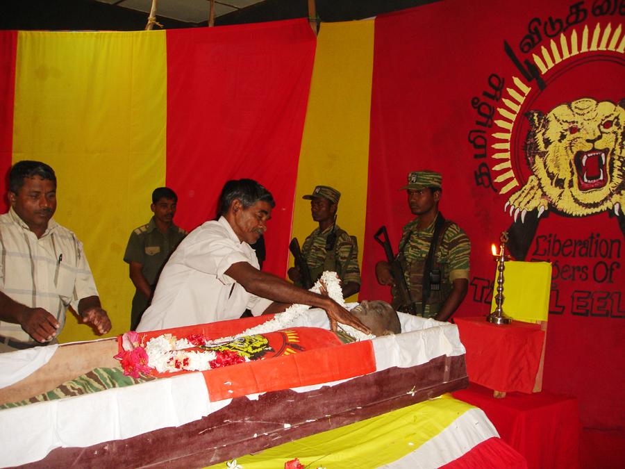 10_11_07_ltte_member_Major Selvam SPT bodyguard succumbed.jpg