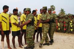 Commanders Lt. Col. Arivu and Kopinth greeting the winners..jpg
