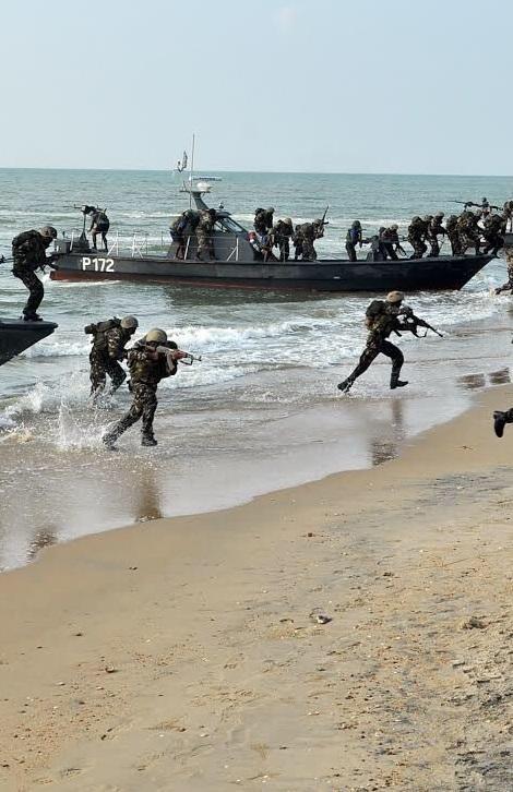 Sea Guard class boat