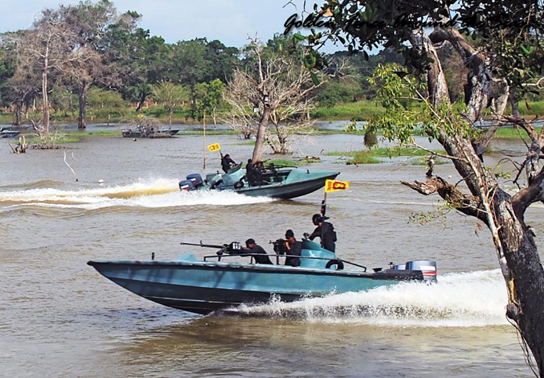 Arrow boats or Cedric Boats.jpg
