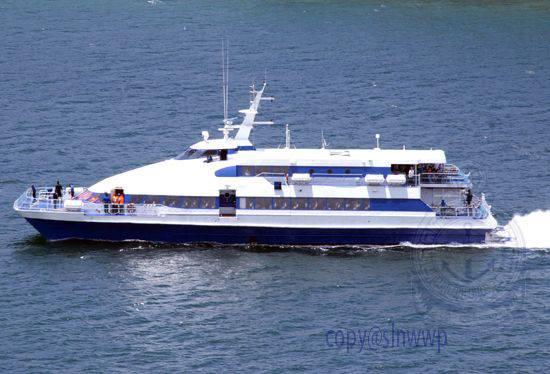 A-543 Lanka Rani - Damaged in Trincomale 2000