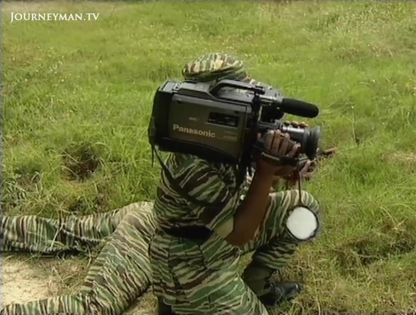 large_f7.jpg.58fe7c8550d785bc13fba9fd5d5