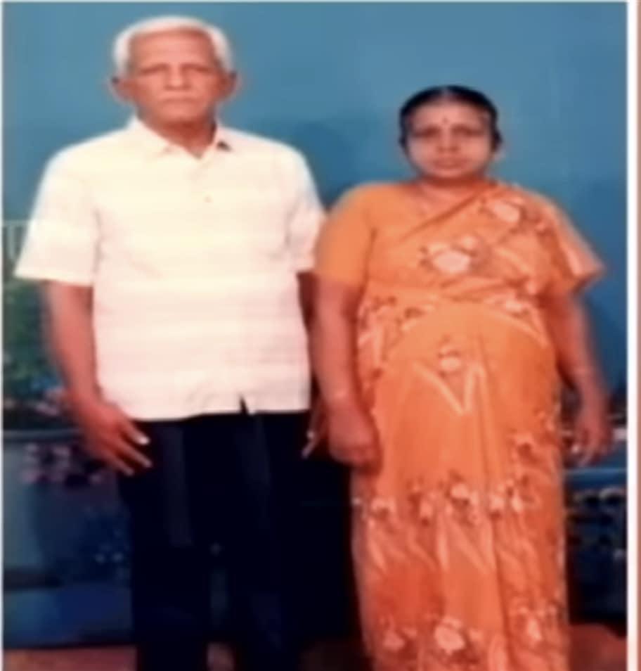 large.ammaandappaofVP(2).jpg.5a2c2fbe49c
