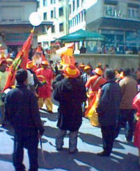 geneva_conf_01 Crowds gathering at the Geneva Pongu Thamil event.jpg