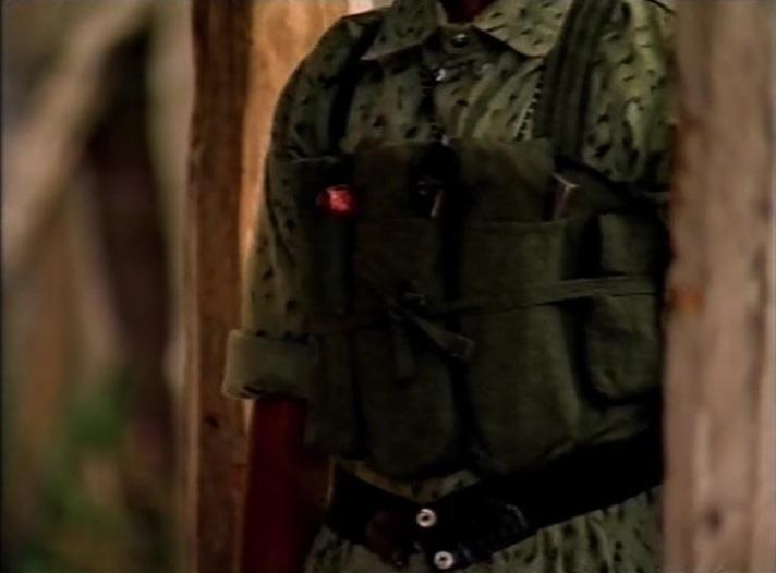 Liberation Tigers of Tamil Eelam's women soldiers in batticaloa 1996 (46).jpg