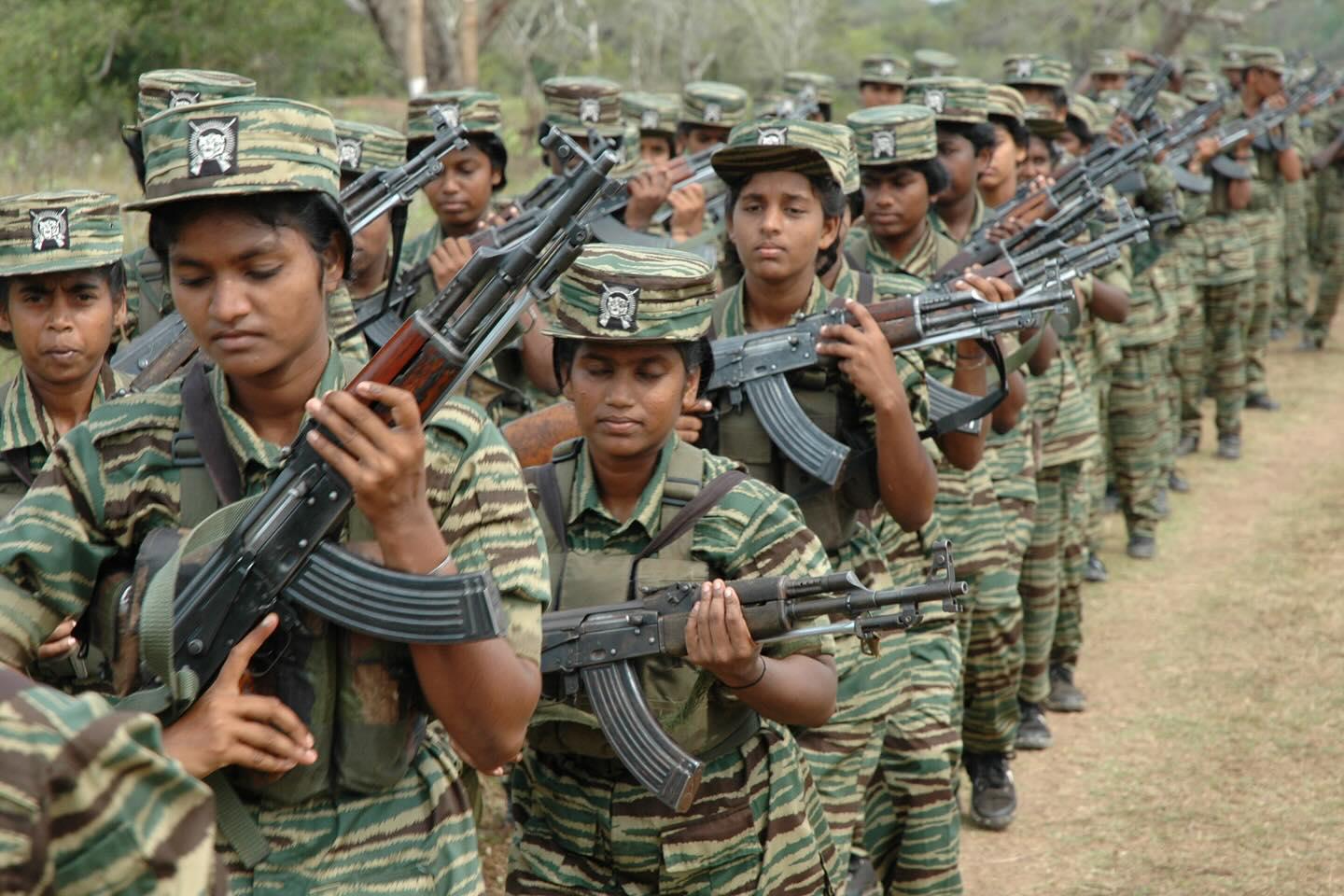 large.TamilEelamWomensoldiers(1).jpg.327