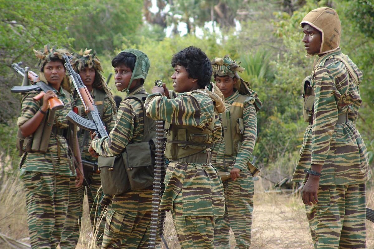 large.TamilEelamWomensoldiers(3).jpg.c78
