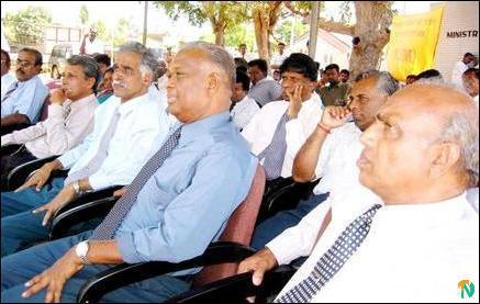 large.amb_120403_2(L-R)NEgovernorssecret