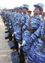 large.LTTESeaTigersParadealongwithSeaBla