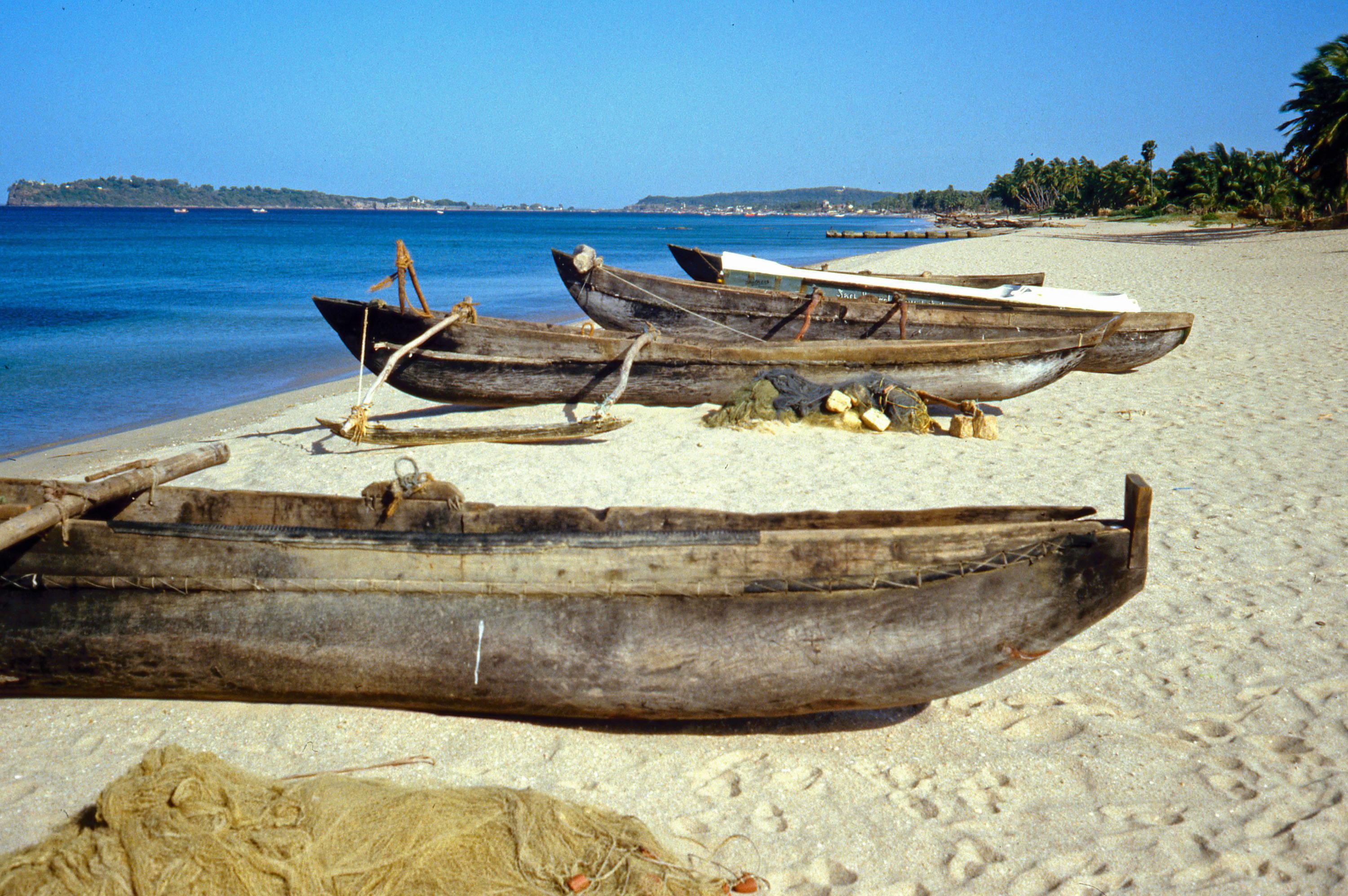 large.June251984murraveliBeachTrincomalee(3).jpg