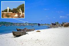Vallams | June 25, 1984, Murraveli Beach, Trincomalee (Current Sinhala colonization name: Samudragama) | Across the bay is Frederick Fort's wall and the Gokanna Rajamaha Viharaya Buddhist Temple (insert).