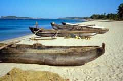 Vallams | June 25, 1984, Murraveli Beach, Trincomalee (3).jpg