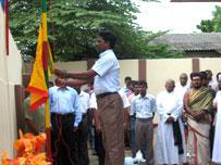 Markan hoisting Sri Lankan flag | இதே கையாலை தான் இந்த வஞ்சநாய் புலிக்கொடி ஏத்தியவன்
